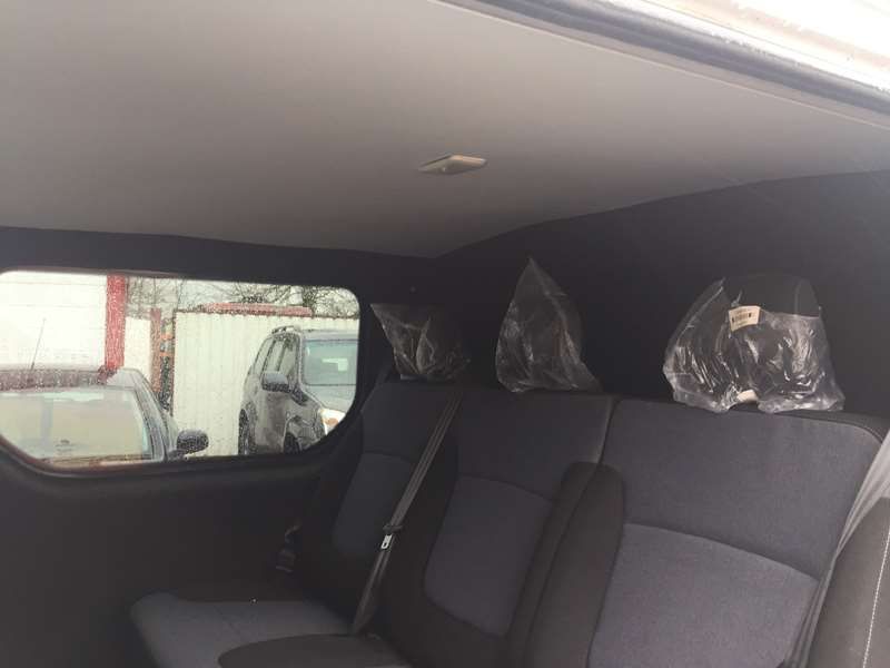 Opel Vivaro 2009 Crew Van Conversion
